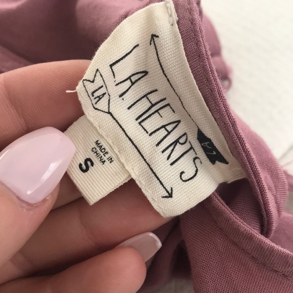 A mauve color tank top - Picture 2 of 2